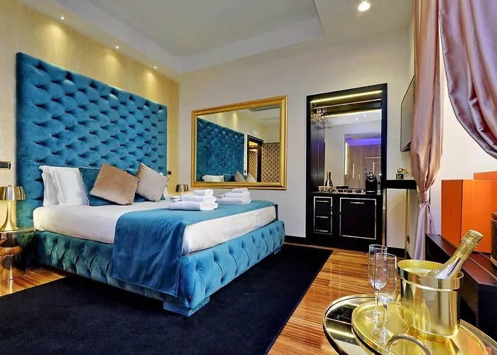 Spanish Hills Collection Luxury & Jacuzzi 4*