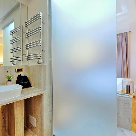 Spanish Hills Collection Luxury & Jacuzzi Pensjonat Rzym