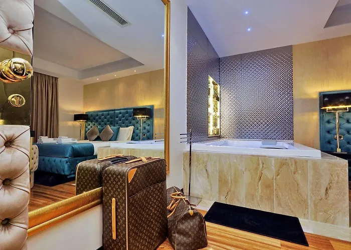 Spanish Hills Collection Luxury & Jacuzzi Pensionat Rom