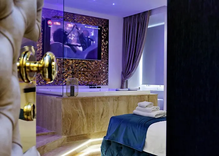 Pensionat Spanish Hills Collection Luxury & Jacuzzi