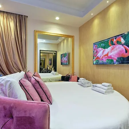 Spanish Hills Collection Luxury & Jacuzzi بيت ضيافة روما