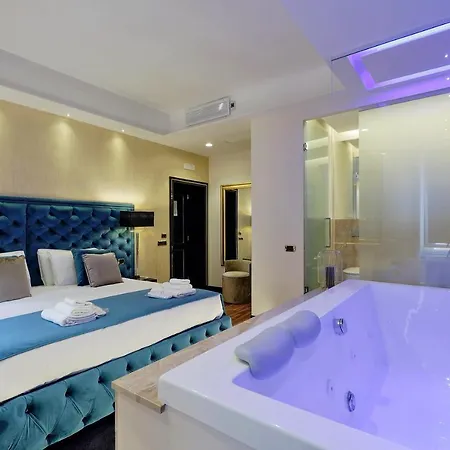 Spanish Hills Collection Luxury & Jacuzzi بيت ضيافة
